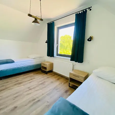 펜션 Summer House Jaros Awiec Near Tropicana Park 야로수아비크